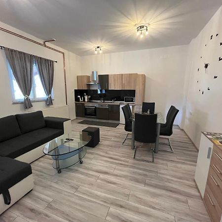 Apartment Tilia Otočac Exteriör bild