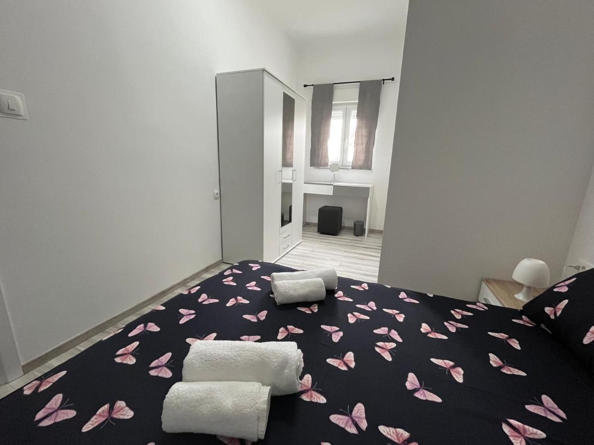 Apartment Tilia Otočac Exteriör bild